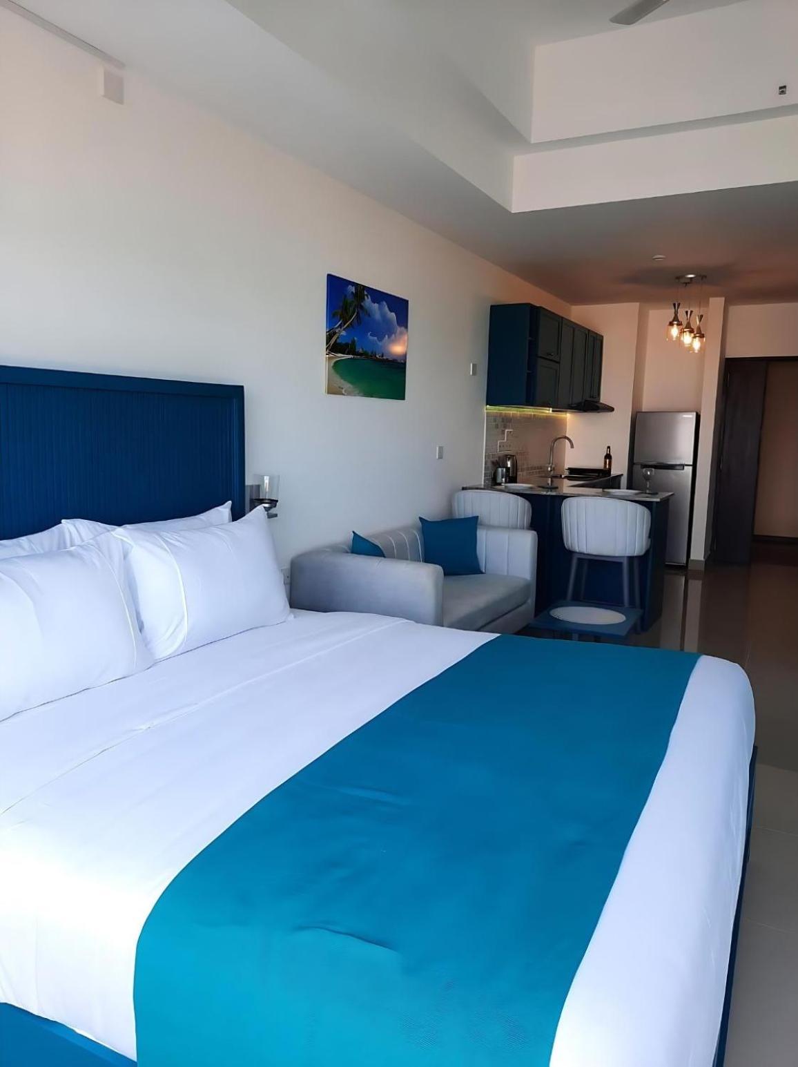 Negombo Ocean Breeze - Bliss On The Beach Luxury Apartments By Serendib Vacation Exteriér fotografie